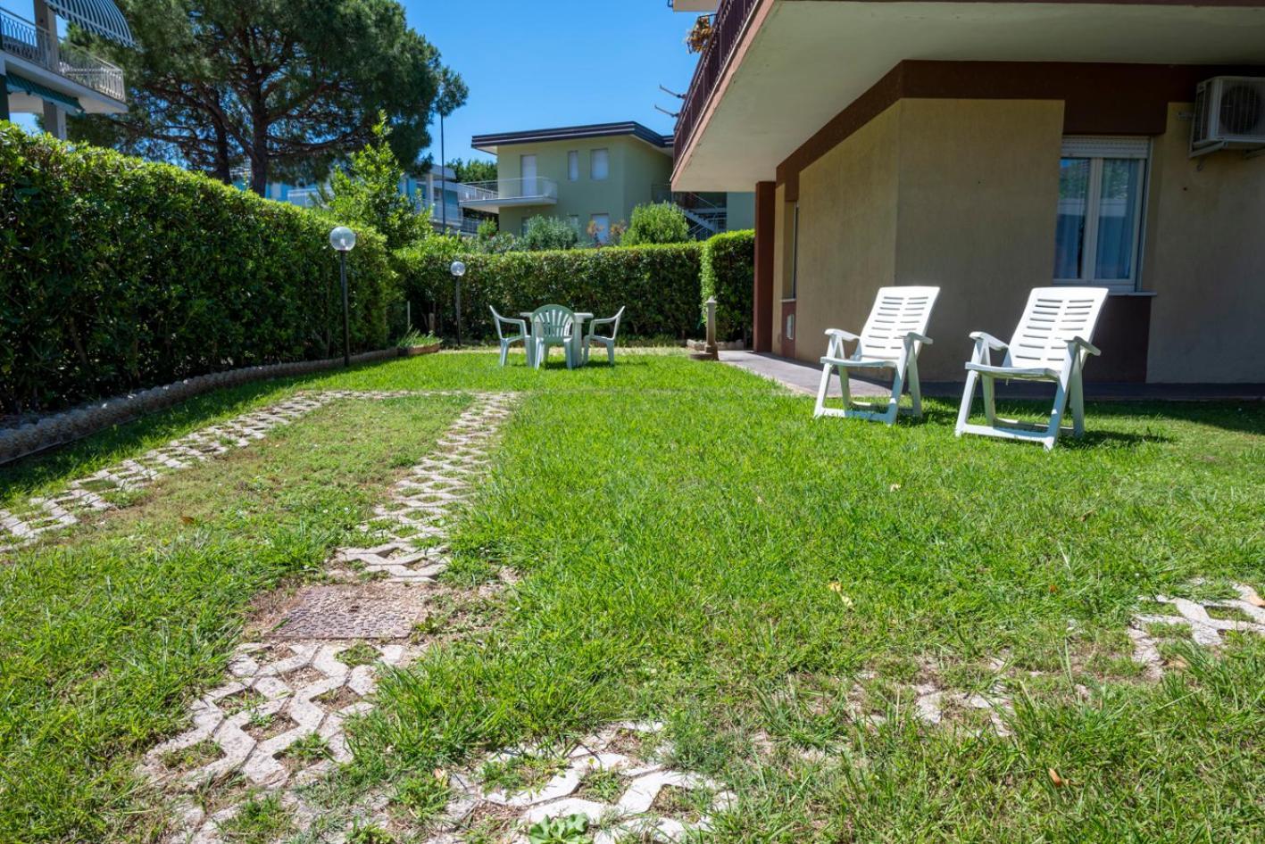 M152 - Marcelli, Nuovo Trilocale Con Giardino Apartment Exterior photo